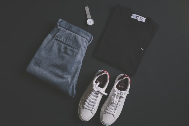 The Psychology of Fashion: How Clothing Choices Impact Your Mood